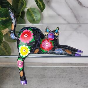 Oaxacan Alebrijes Vintage Cat Wood Carving